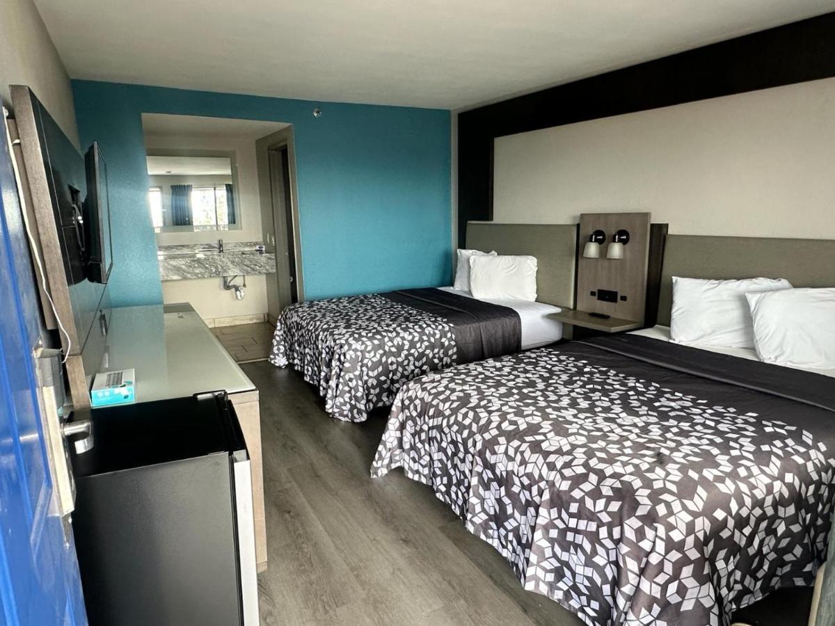 Days Inn By Wyndham El Paso Airport East Eksteriør billede