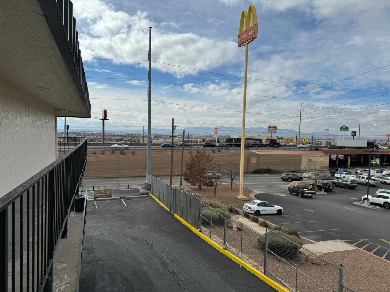 Days Inn By Wyndham El Paso Airport East Eksteriør billede