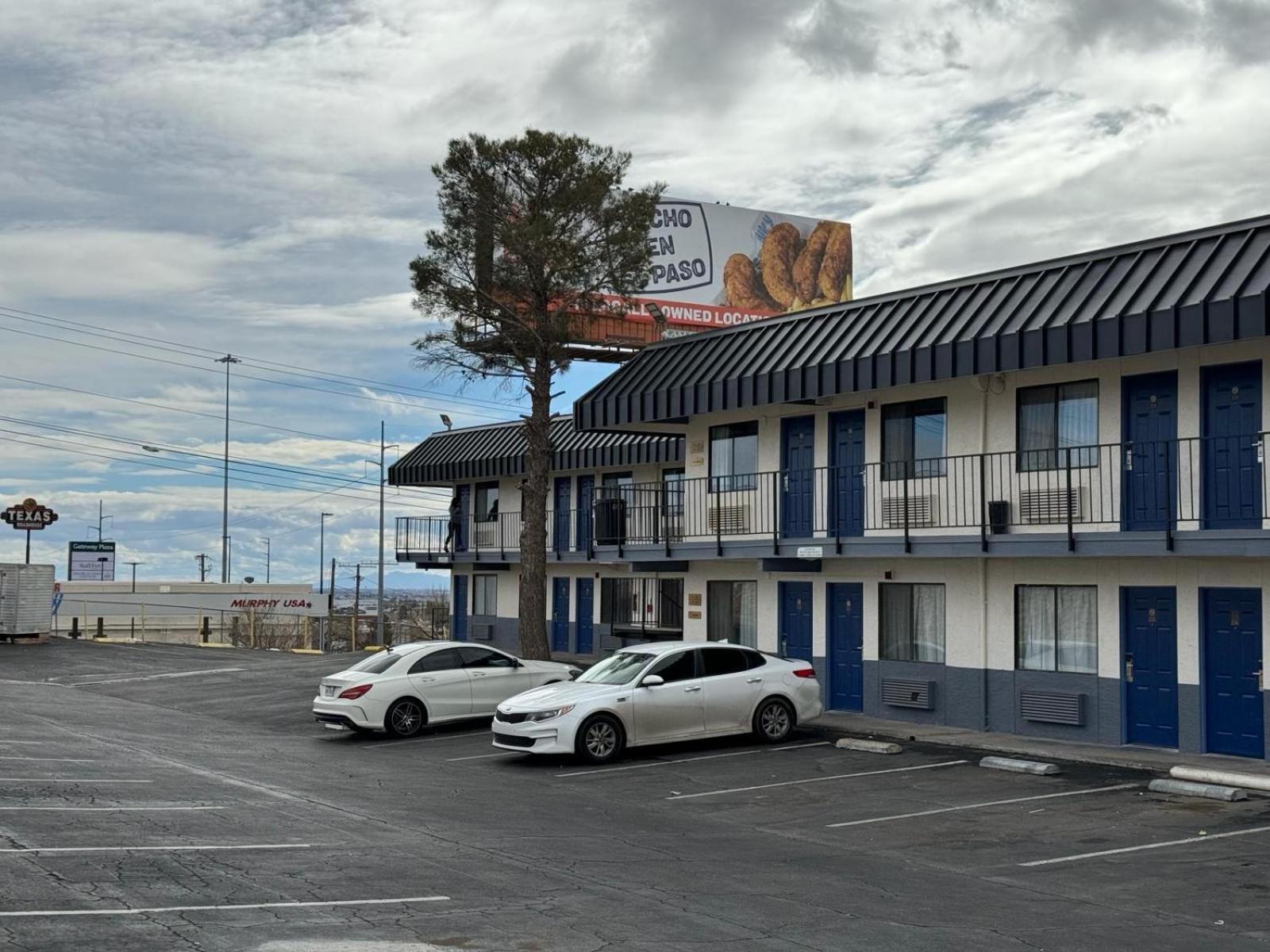Days Inn By Wyndham El Paso Airport East Eksteriør billede